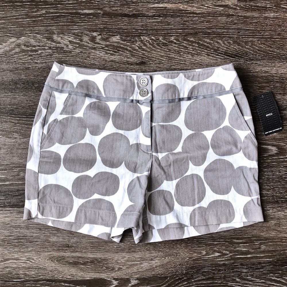 NEW NYCC White and Gray Shorts